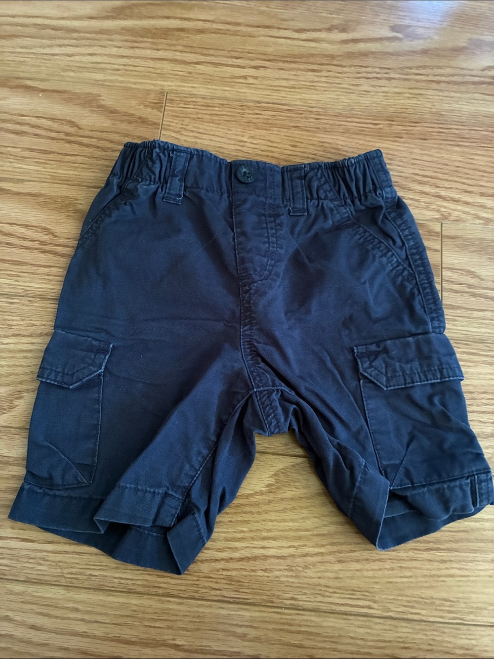 20/25$ 🧸 Kids Cargo Shorts in Navy Blue - Elastic Waist